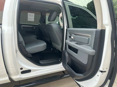 Used 2016 RAM 2500 SLT AWD/4WD image 20