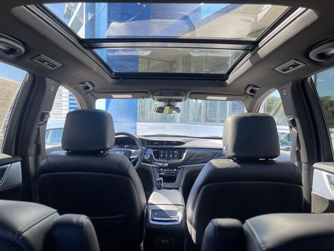 Used 2024 Cadillac XT6 Premium Luxury w/ LPO, Floor Liner Package AWD/4WD image 47