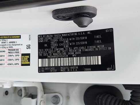 Certified 2023 Toyota Corolla Cross XLE image 27