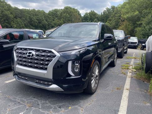 Used 2020 Hyundai Palisade Limited FWD image 3