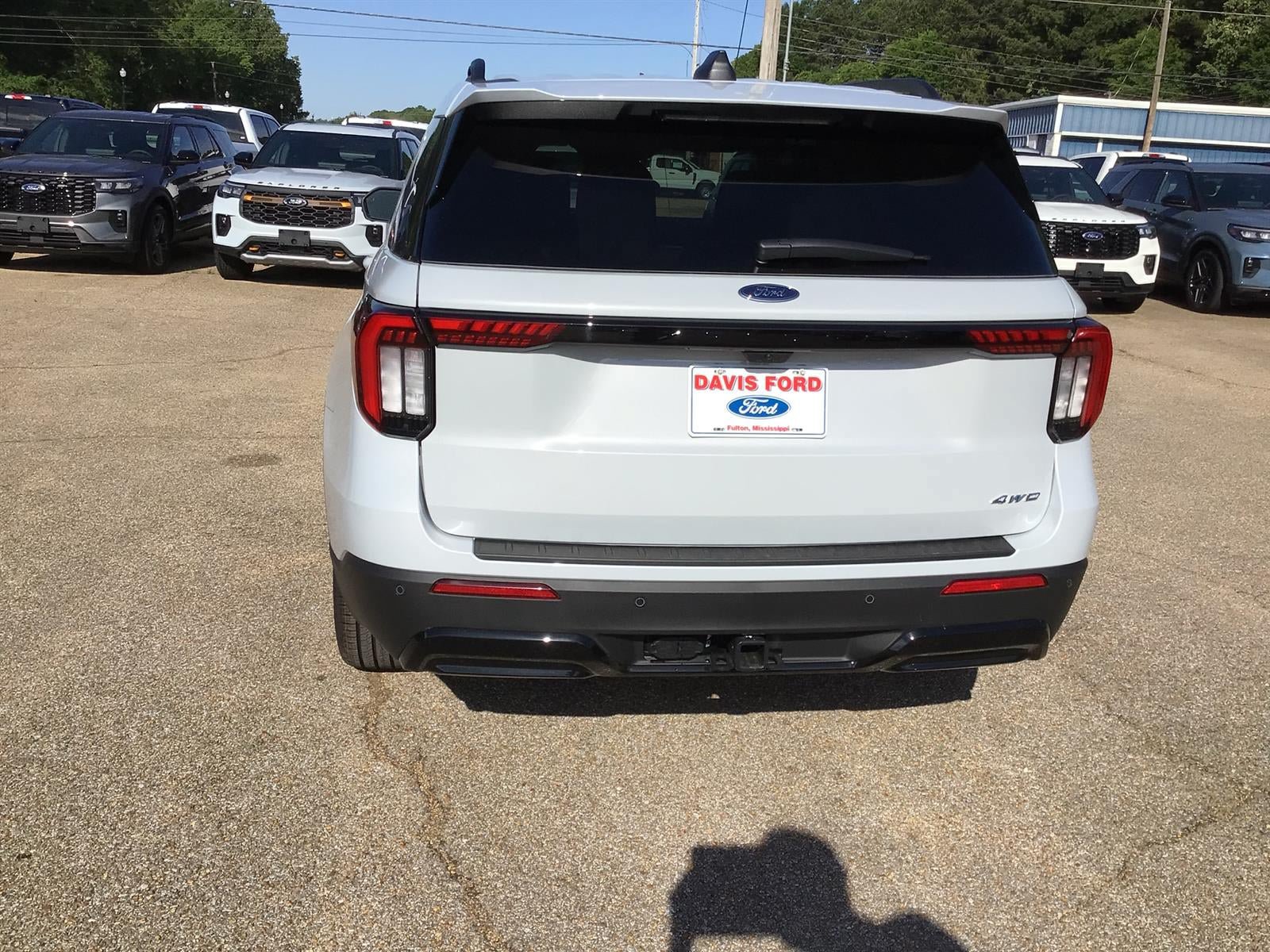 New 2026 Ford Explorer ST-Line w/ ST-Line Street Pack AWD/4WD image 10