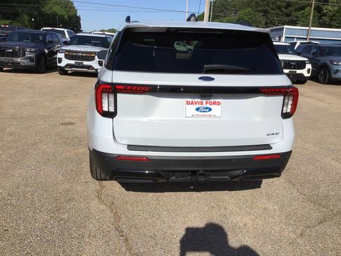 New 2026 Ford Explorer ST-Line AWD/4WD image 10
