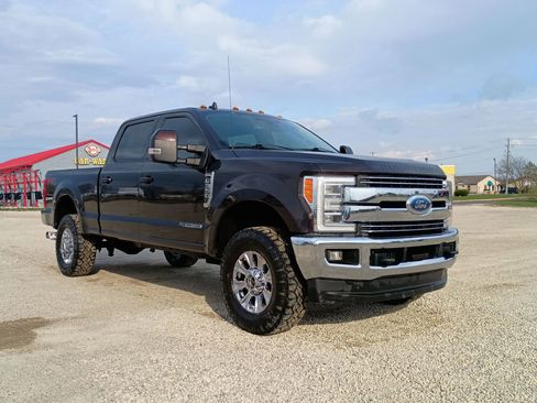 Used 2019 Ford F350 Lariat w/ Lariat Ultimate Package image 1