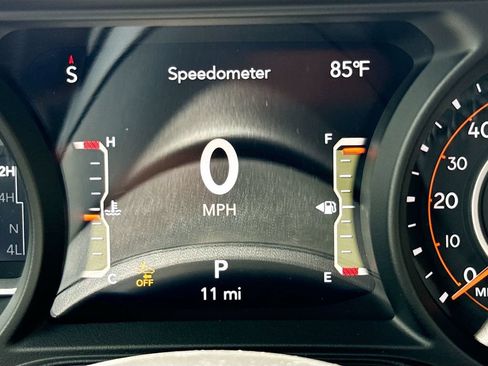 New 2026 Jeep Gladiator Mojave AWD/4WD image 12