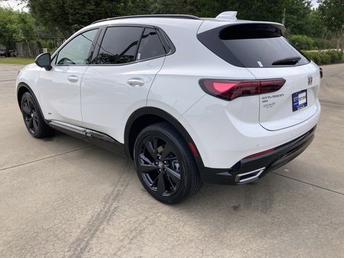 Used 2025 Buick Envision Sport Touring AWD/4WD image 8