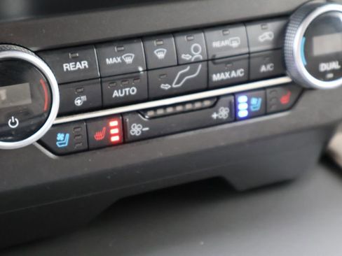 Certified 2021 Ford Expedition XLT RWD image 8