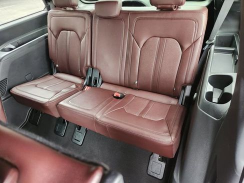Used 2024 Ford Expedition Limited RWD image 28