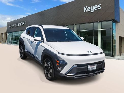 Certified 2024 Hyundai Kona SEL FWD image 3