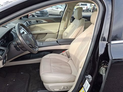 Used 2019 Lincoln MKZ Reserve image 13