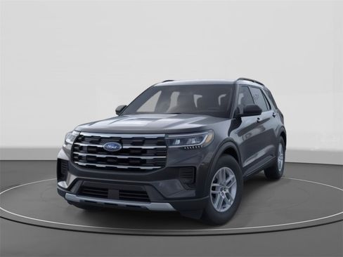 New 2026 Ford Explorer Active image 2