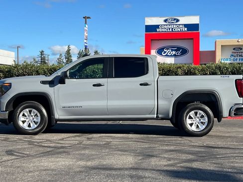 Used 2024 GMC Sierra 1500 Pro w/ Pro Value Package image 5