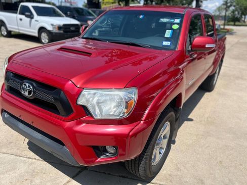 Used 2012 Toyota Tacoma PreRunner RWD image 2