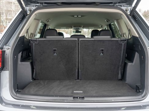 Used 2025 Volkswagen Atlas SE image 9