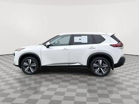 Used 2023 Nissan Rogue SL AWD/4WD image 6