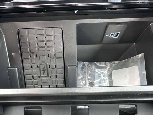 New 2026 Ford F250 Lariat w/ Black Appearance Package AWD/4WD image 28