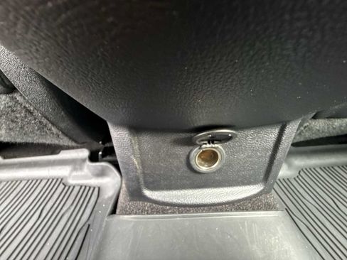 Used 2019 Ford Fusion Energi Titanium FWD image 20
