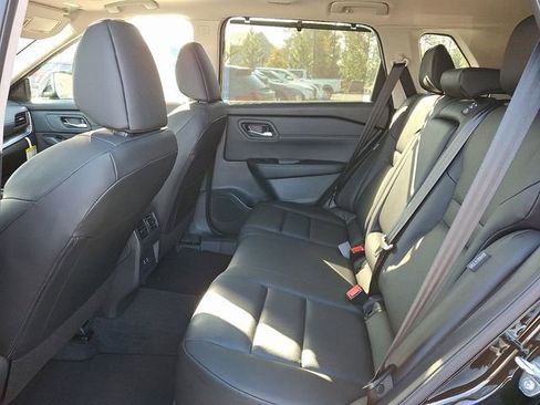 New 2026 Nissan Rogue SV w/ SV Premium Package image 9