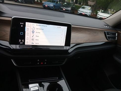 New 2026 Volkswagen Atlas SE image 17