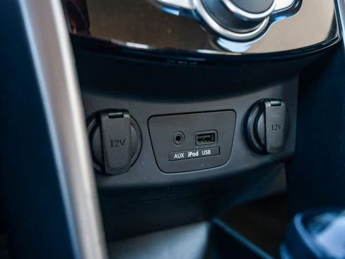 Used 2013 Hyundai Elantra GT w/ Touch & Go Pkg image 26