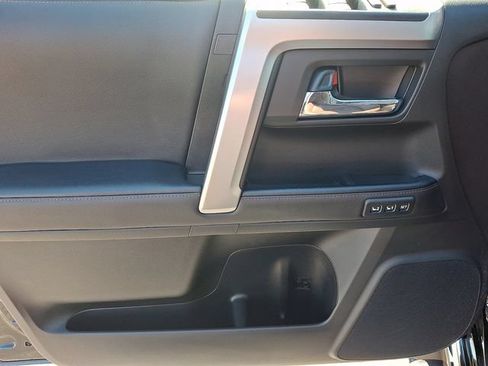 Used 2024 Toyota 4Runner Limited AWD/4WD image 12