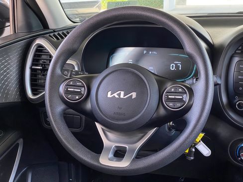 Used 2024 Kia Soul LX w/ Option Group 015 image 12