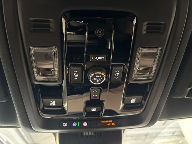 Used 2026 Chevrolet Tahoe High Country w/ Sun And Tow Package AWD/4WD image 28