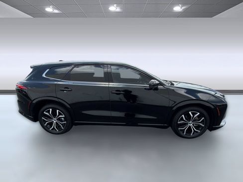 Certified 2025 Toyota Crown Signia AWD/4WD image 8