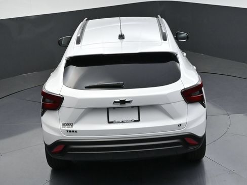 New 2026 Chevrolet Trax LT w/ Driver Confidence Package FWD image 45