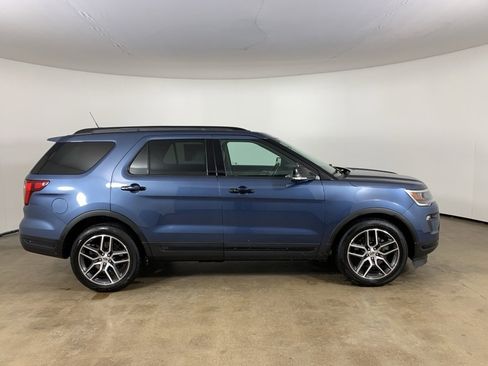 Used 2018 Ford Explorer Sport image 7