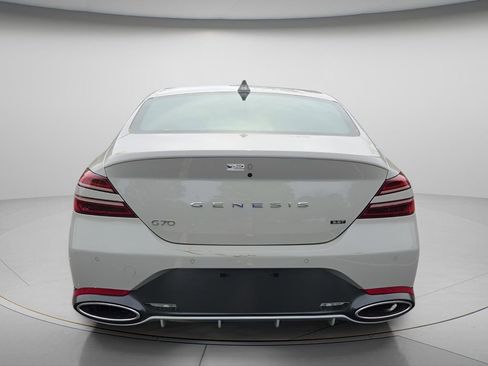New 2026 Genesis G70 3.3T Prestige image 4