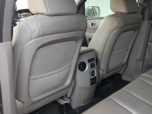 Used 2015 Honda Pilot Touring image 18