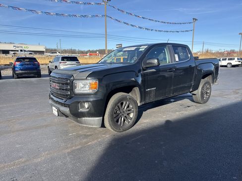 Used 2020 GMC Canyon SLE w/ Elevation Edition image 8