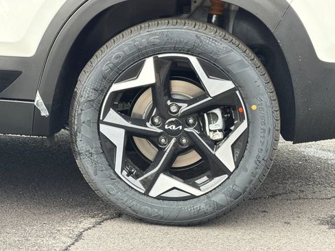 New 2026 Kia Seltos S AWD/4WD image 26