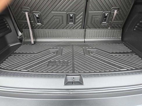 Certified 2025 Chevrolet Traverse Z71 w/ Driver Confidence Package image 31