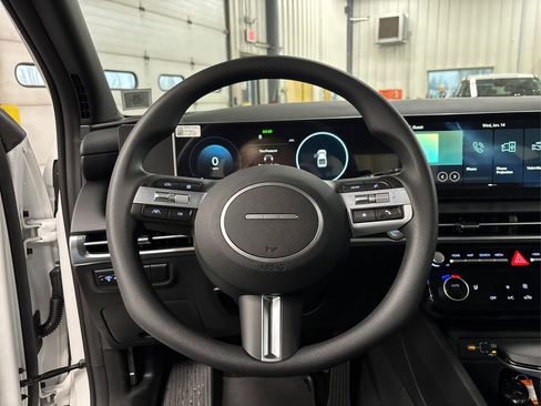 New 2026 Hyundai Santa Cruz SEL AWD/4WD image 13