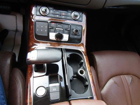 Used 2014 Audi A8 3.0T w/ Premium Package image 26