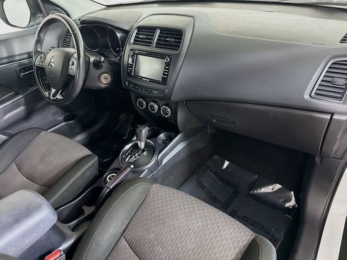 Used 2017 Mitsubishi Outlander Sport ES AWD/4WD image 30