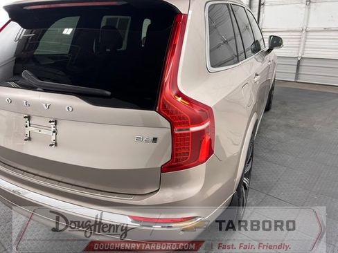 Used 2024 Volvo XC90 B6 Plus w/ Protection Package Premier AWD/4WD image 15