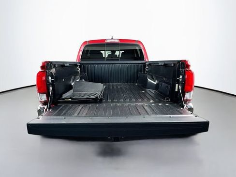 Certified 2023 Toyota Tacoma SR5 AWD/4WD image 27