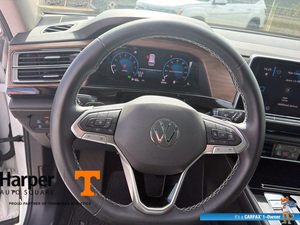 Used 2024 Volkswagen Atlas SE w/ Panoramic Sunroof Package AWD/4WD image 16