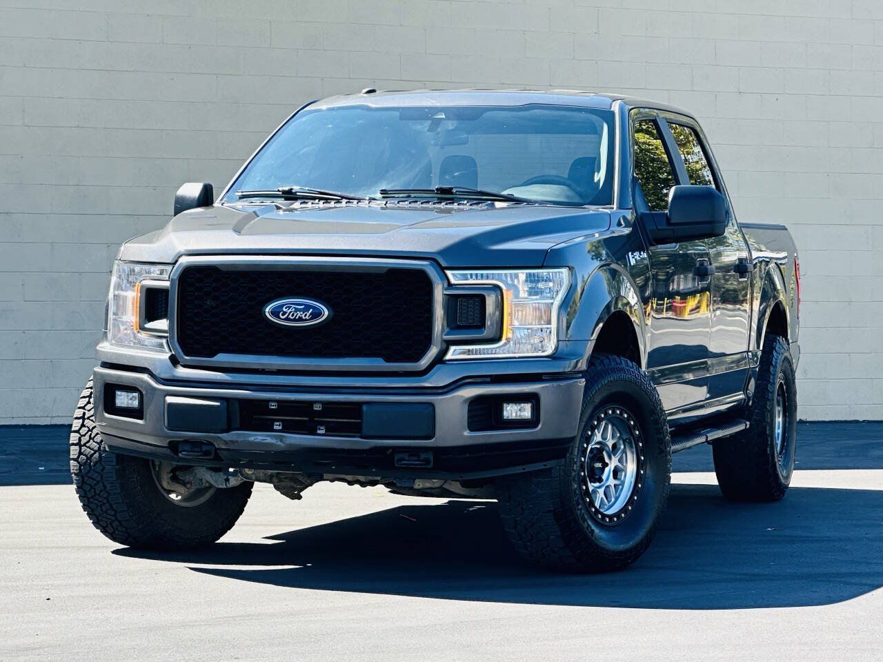 Used 2019 Ford F150 XL w/ Equipment Group 101A Mid AWD/4WD image 3