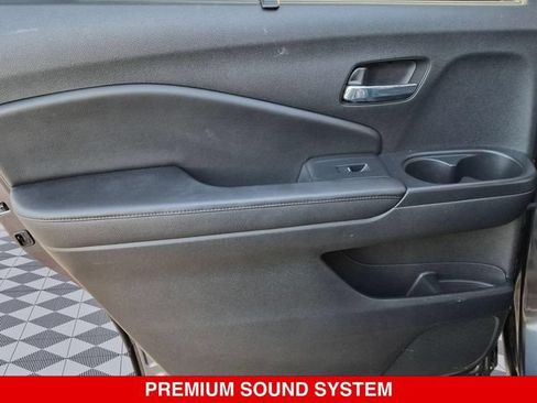 Used 2016 Honda Pilot Elite image 29