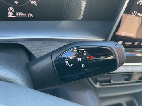 New 2026 Volkswagen Tiguan S image 13