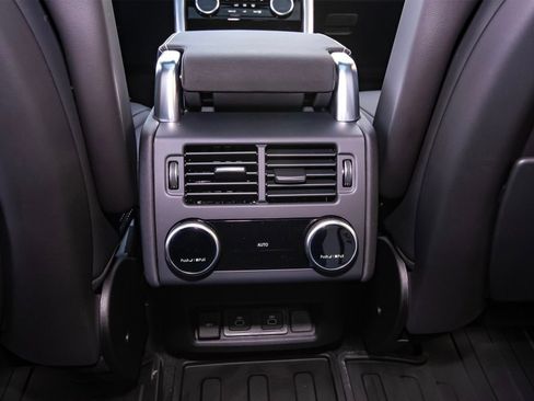 New 2026 Land Rover Discovery Limited Edition image 50