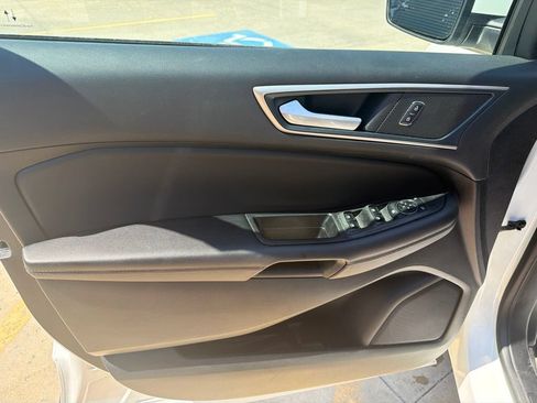 Used 2024 Ford Edge SEL w/ Convenience Package AWD/4WD image 8