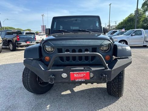 Used 2012 Jeep Wrangler Unlimited Sport AWD/4WD image 6