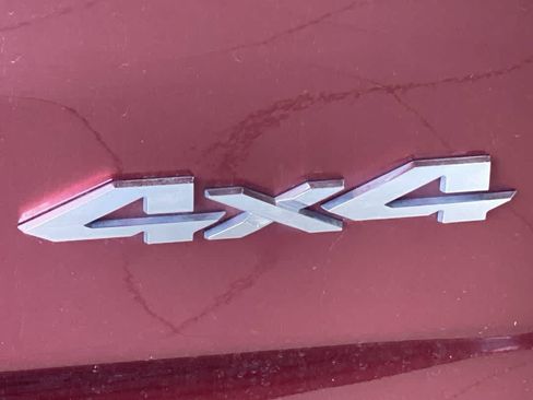 Used 2019 RAM 1500 Laramie w/ Sport Appearance Package AWD/4WD image 12