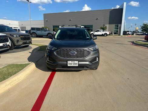 Used 2024 Ford Edge SEL w/ Convenience Package AWD/4WD image 2