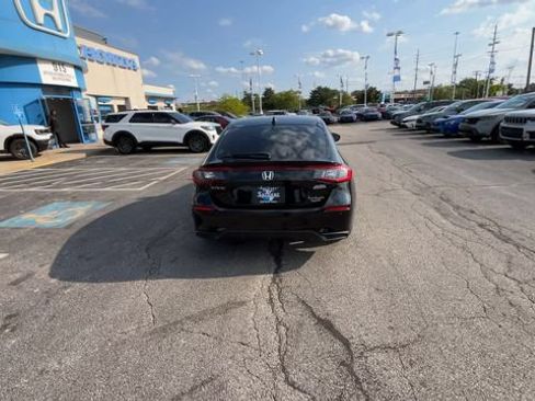 Used 2025 Honda Civic Sport Touring image 10