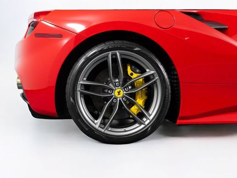 Used 2017 Ferrari 488 GTB RWD image 48